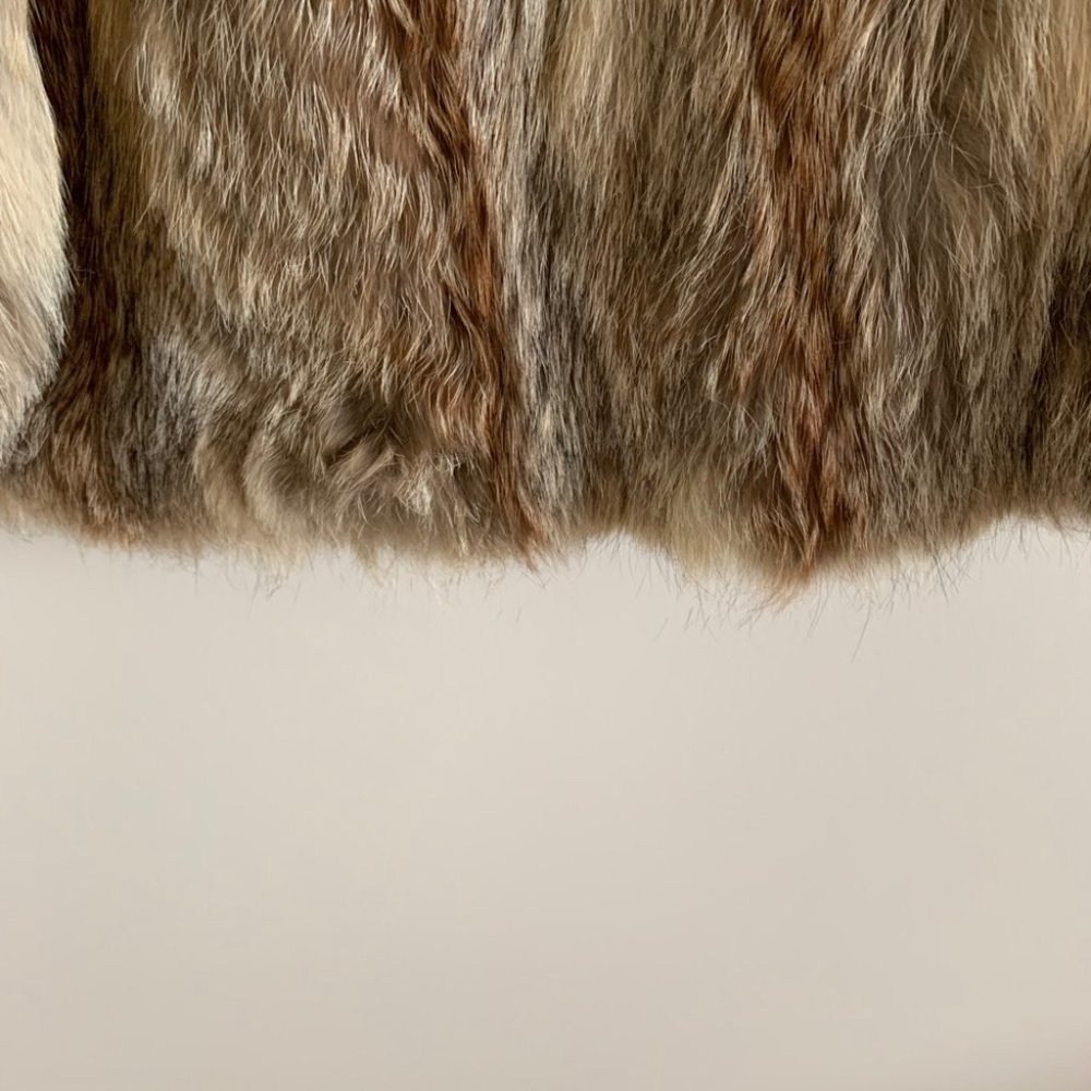 Women’s Authentic Vintage Fox Fur Coat - Picture 5 of 11